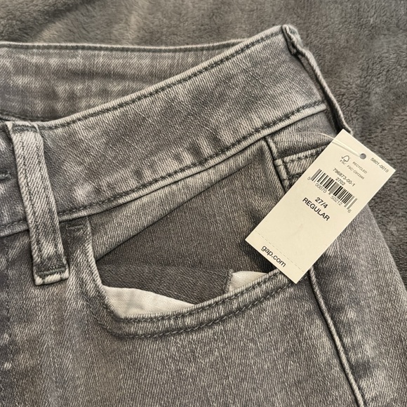 Brand new gap jeans - Picture 2 of 4